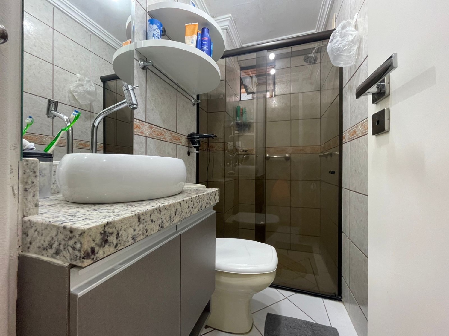 Apartamento no Ed. Cybila em Balneário Camboriú - foto 17
