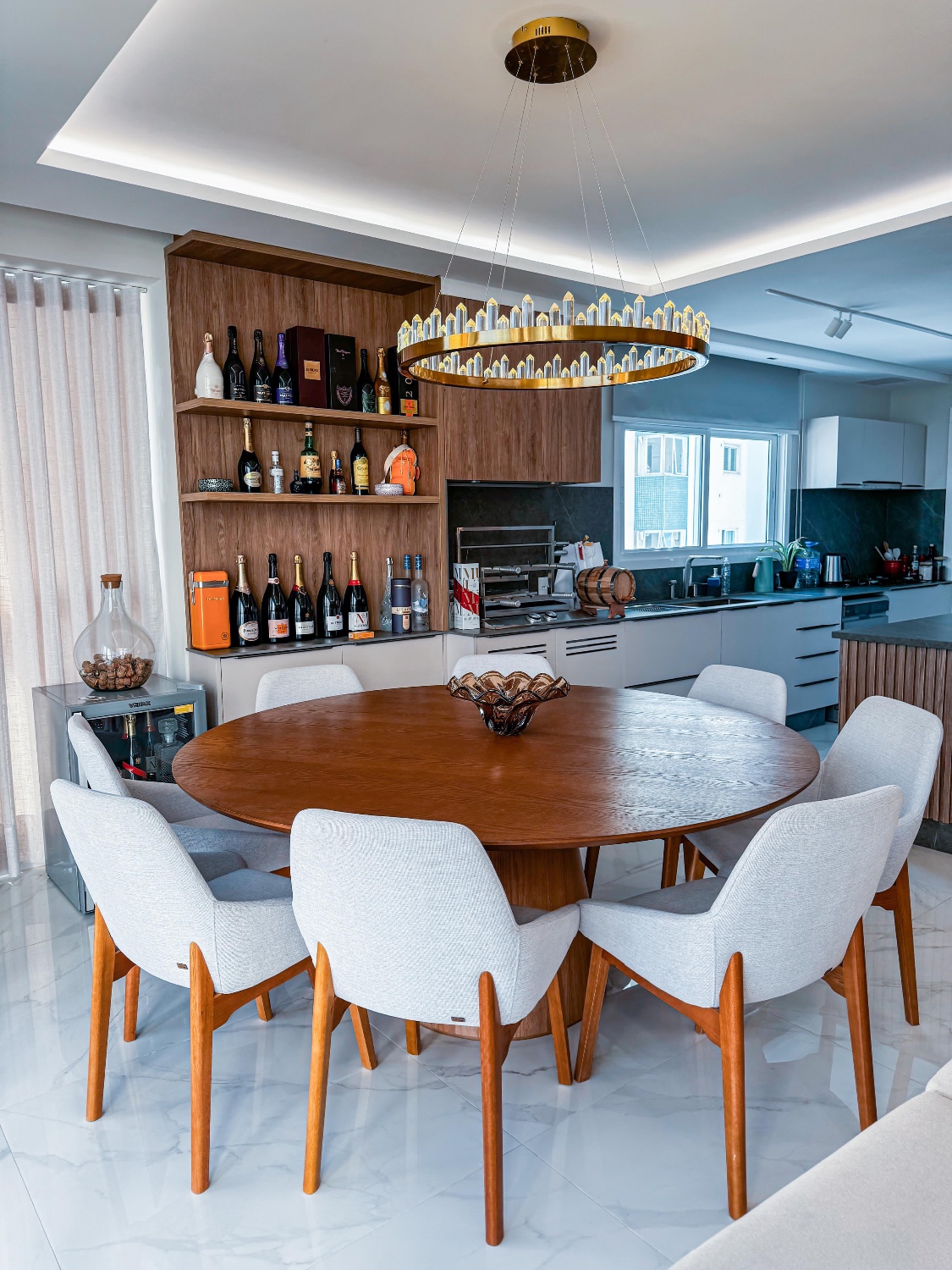 Apartamento no Ed. Skyline Tower em Balneário Camboriú - foto 3