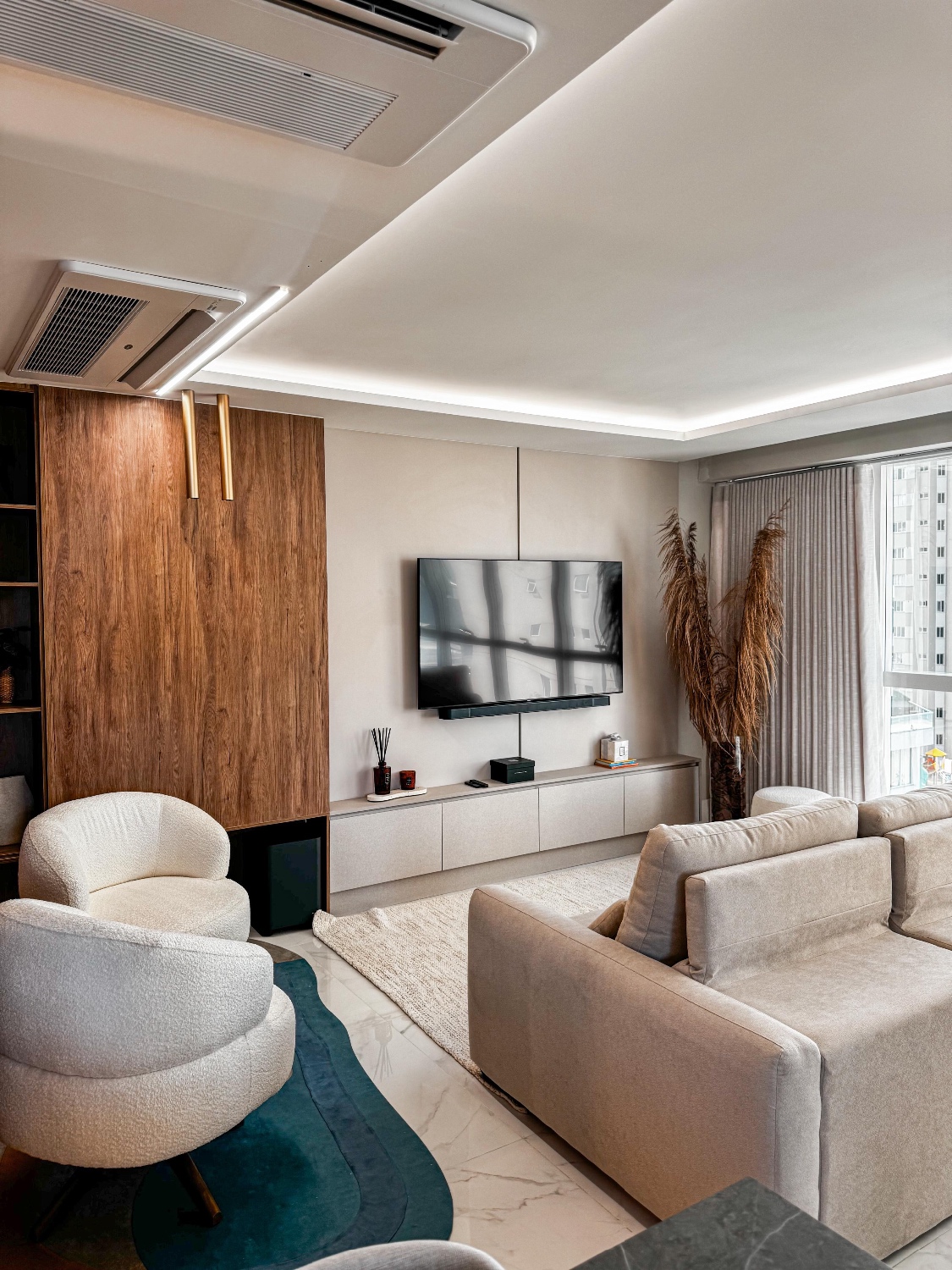 Apartamento no Ed. Skyline Tower em Balneário Camboriú - foto 6