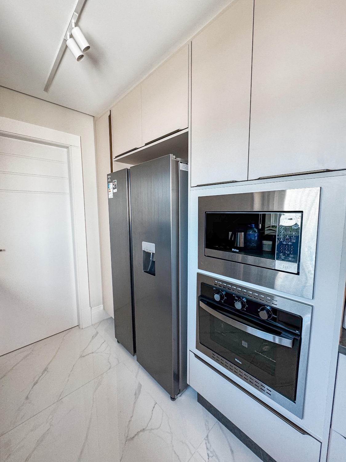 Apartamento no Ed. Skyline Tower em Balneário Camboriú - foto 10