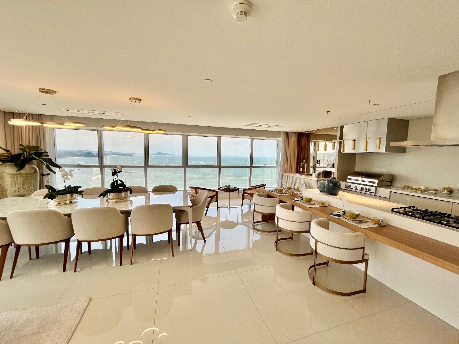 Apartamento no Ed. Epic Tower em Balneário Camboriú - foto 3