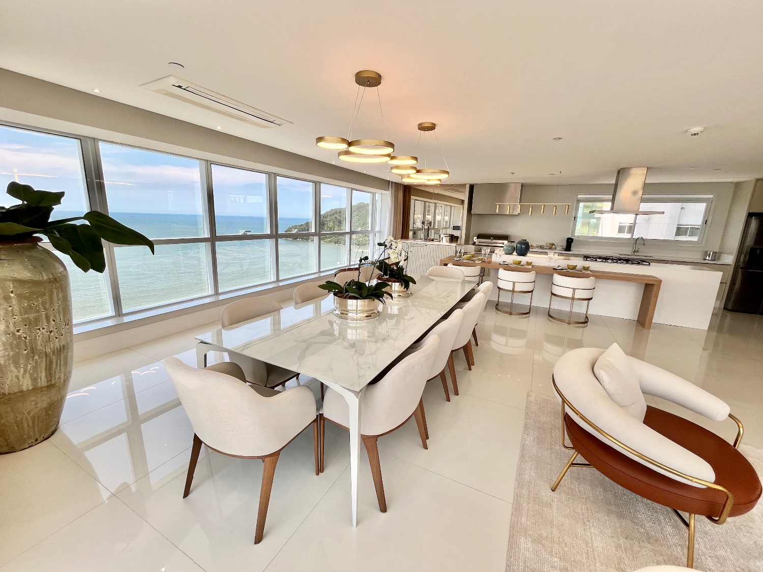 Apartamento no Ed. Epic Tower em Balneário Camboriú - foto 4
