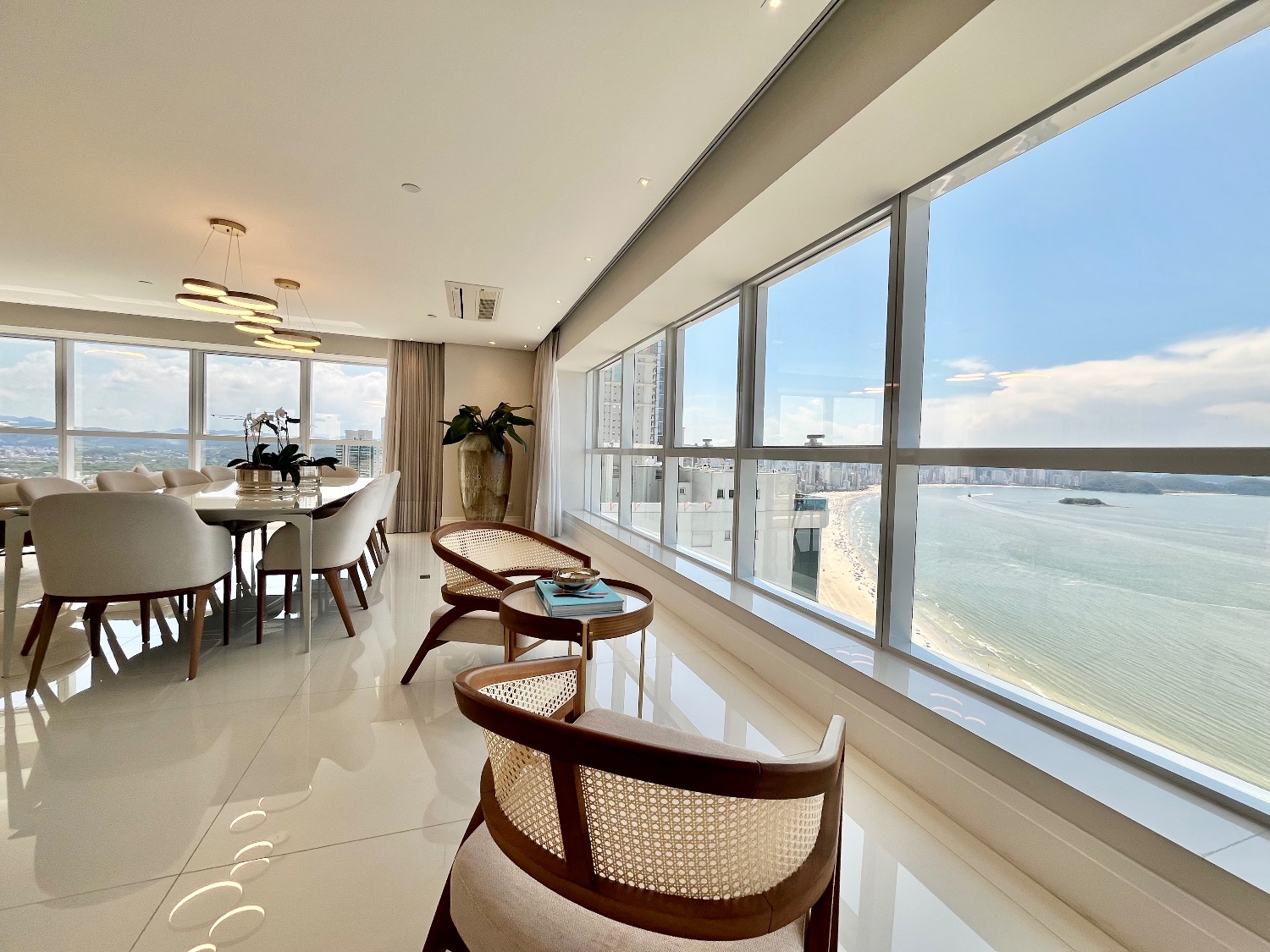 Apartamento no Ed. Epic Tower em Balneário Camboriú - foto 7