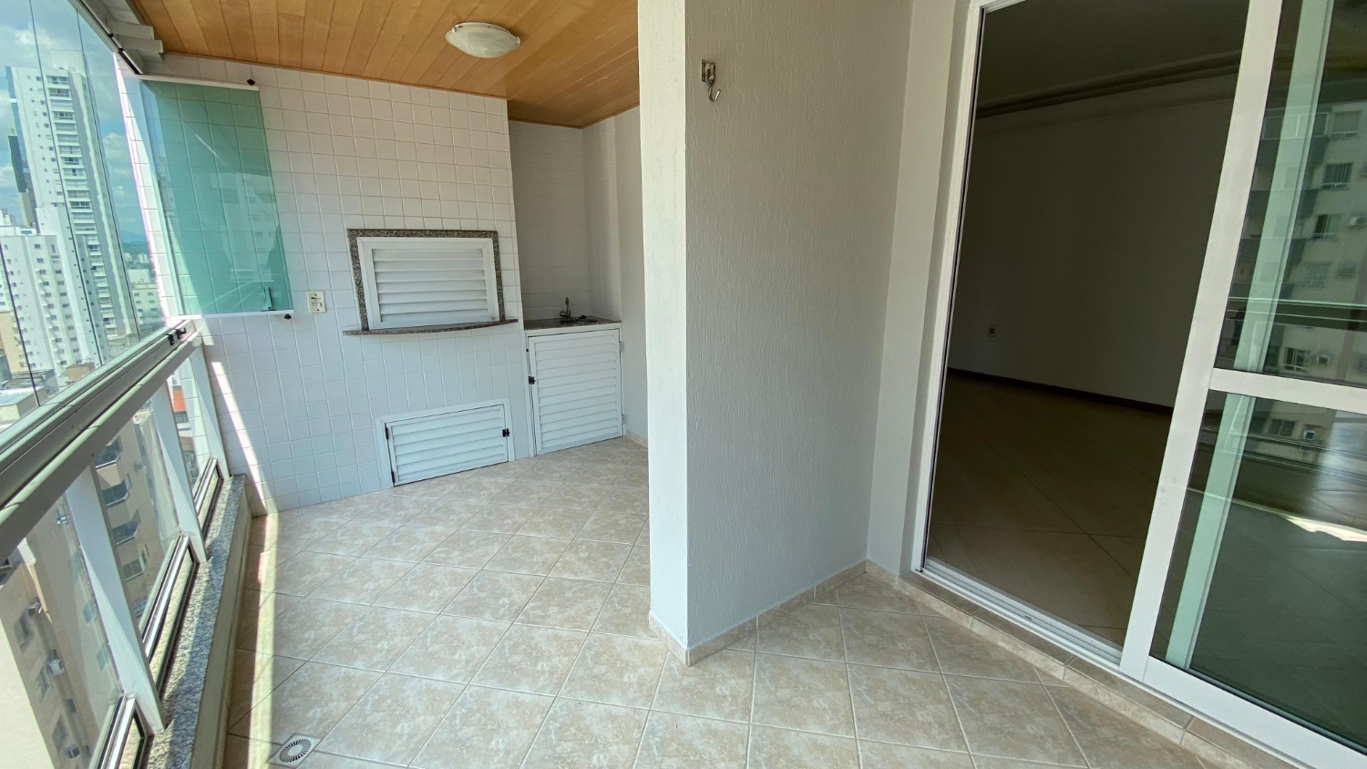 Apartamento no Ed Águas de Veneza em Balneário Camboriú