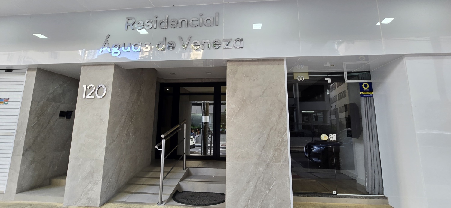 Apartamento no Ed Águas de Veneza em Balneário Camboriú - foto 16