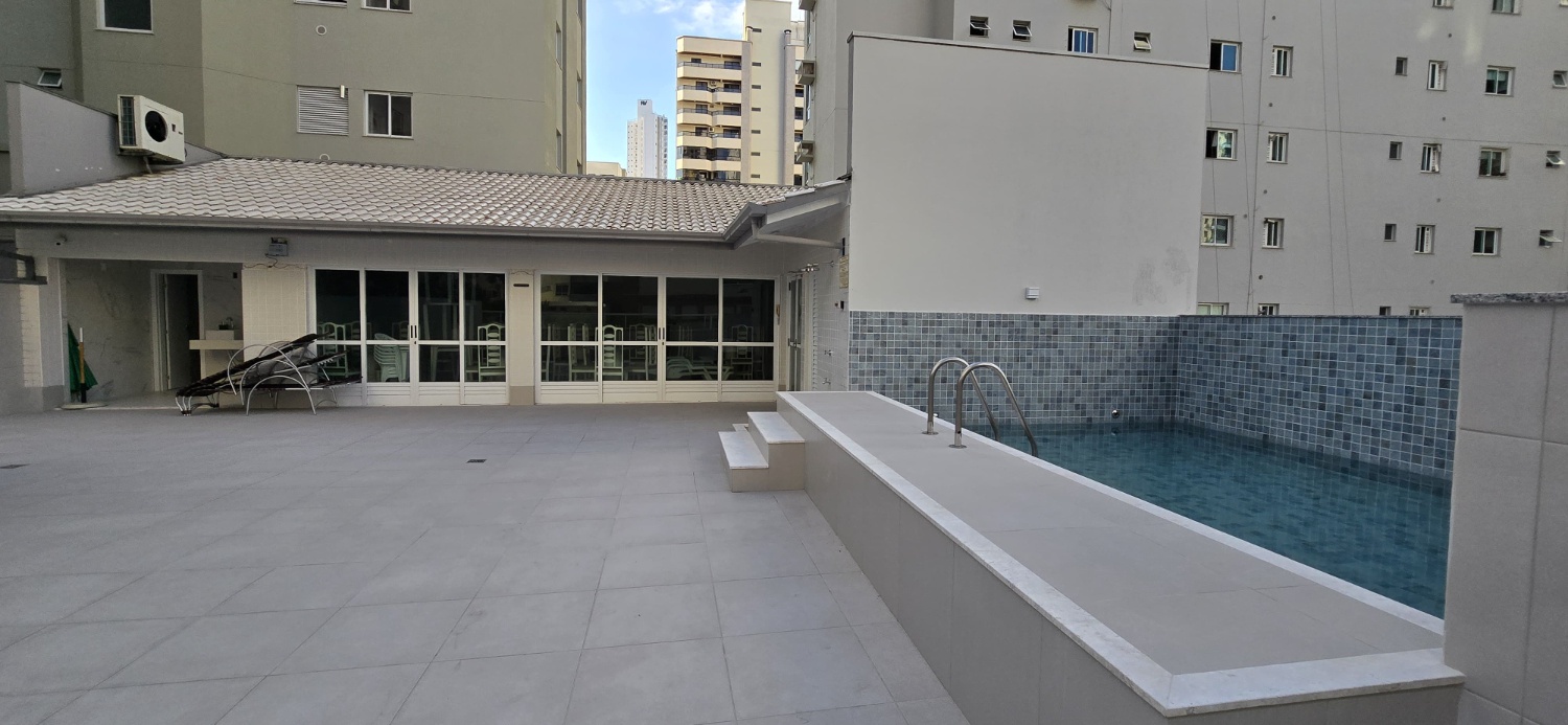 Apartamento no Ed Águas de Veneza em Balneário Camboriú - foto 18