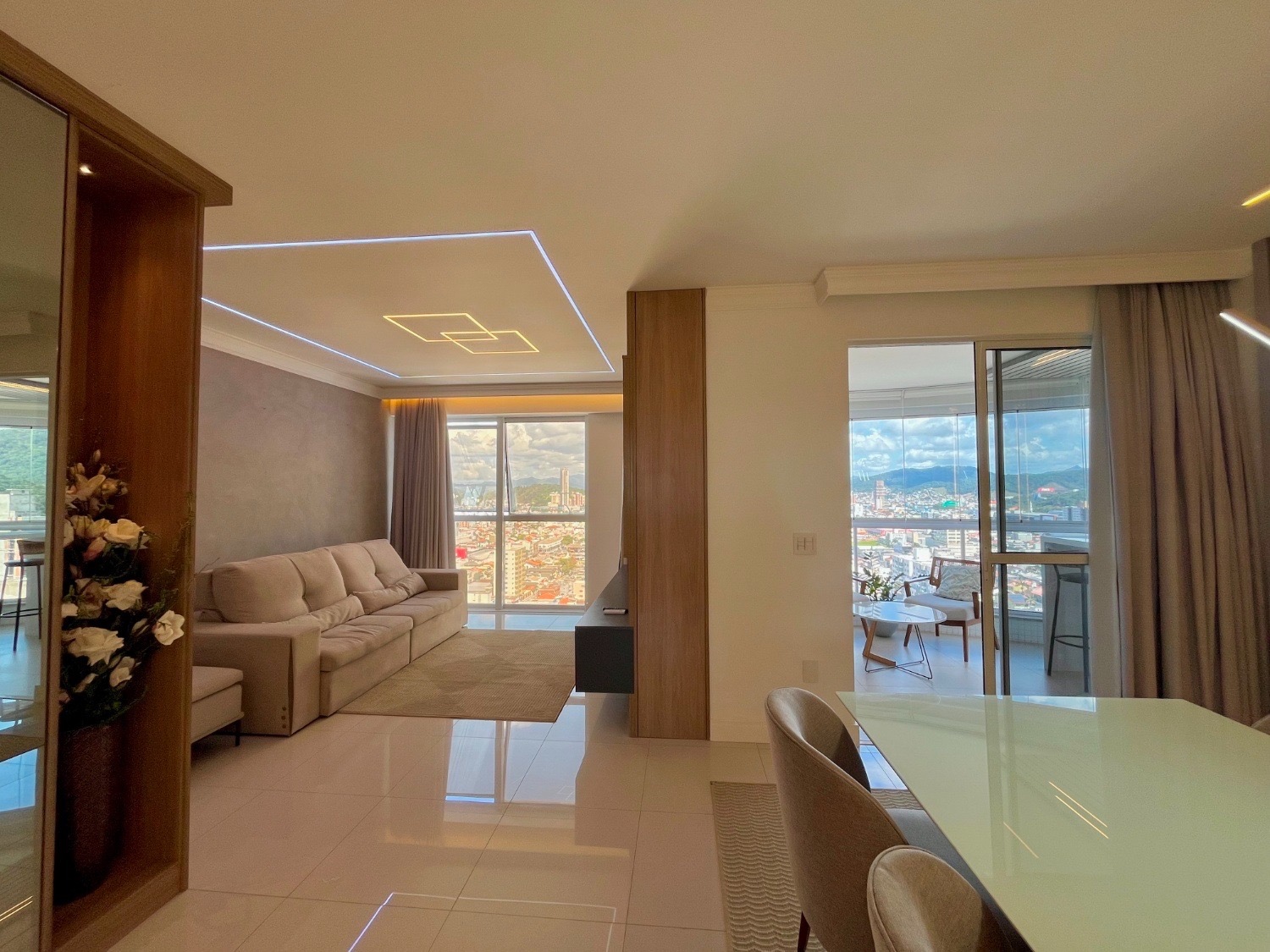 Apartamento no Ed. Royalton Residence em Balneário Camboriú - foto 6