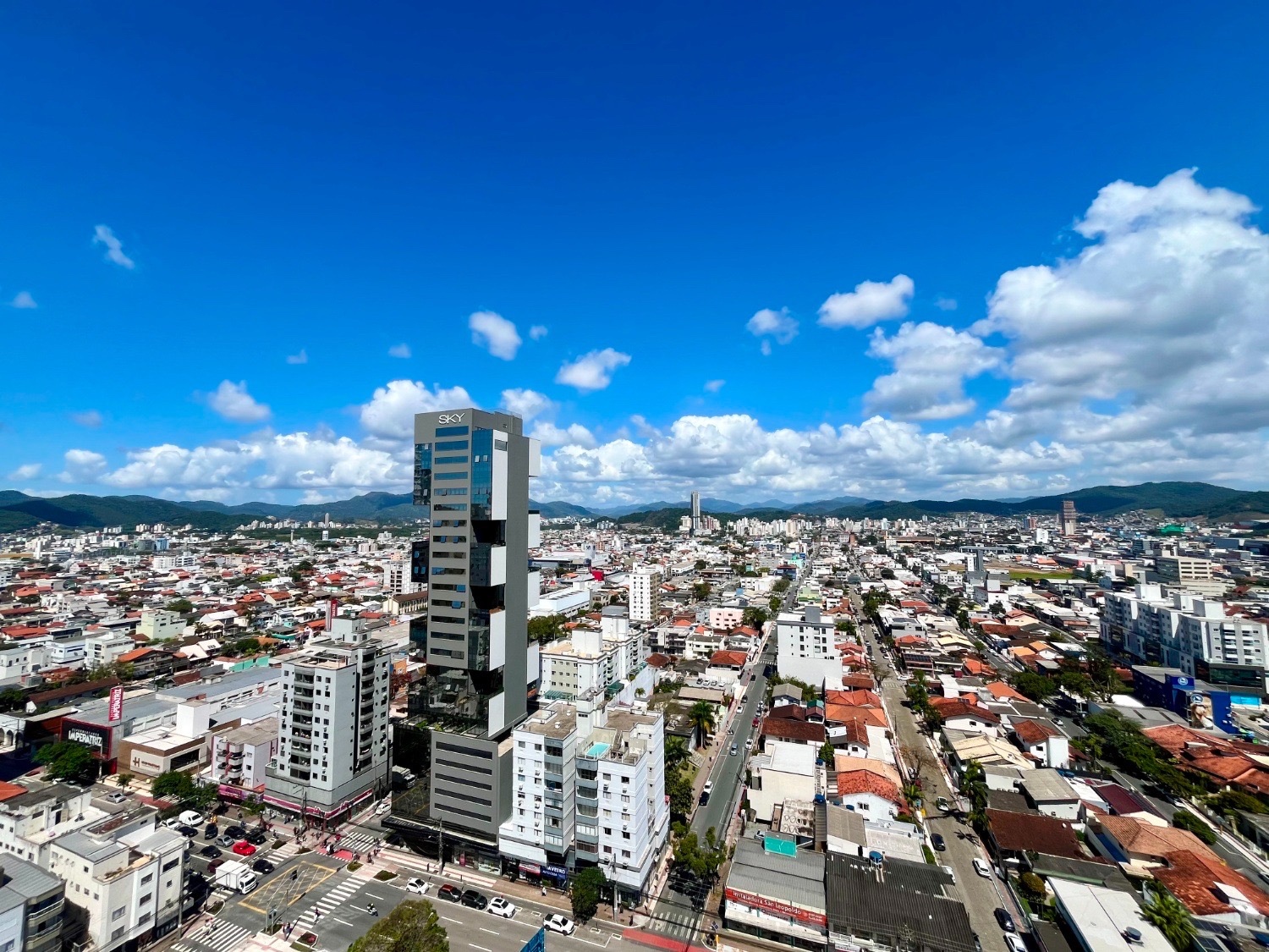 Apartamento no Ed. Royalton Residence em Balneário Camboriú - foto 10