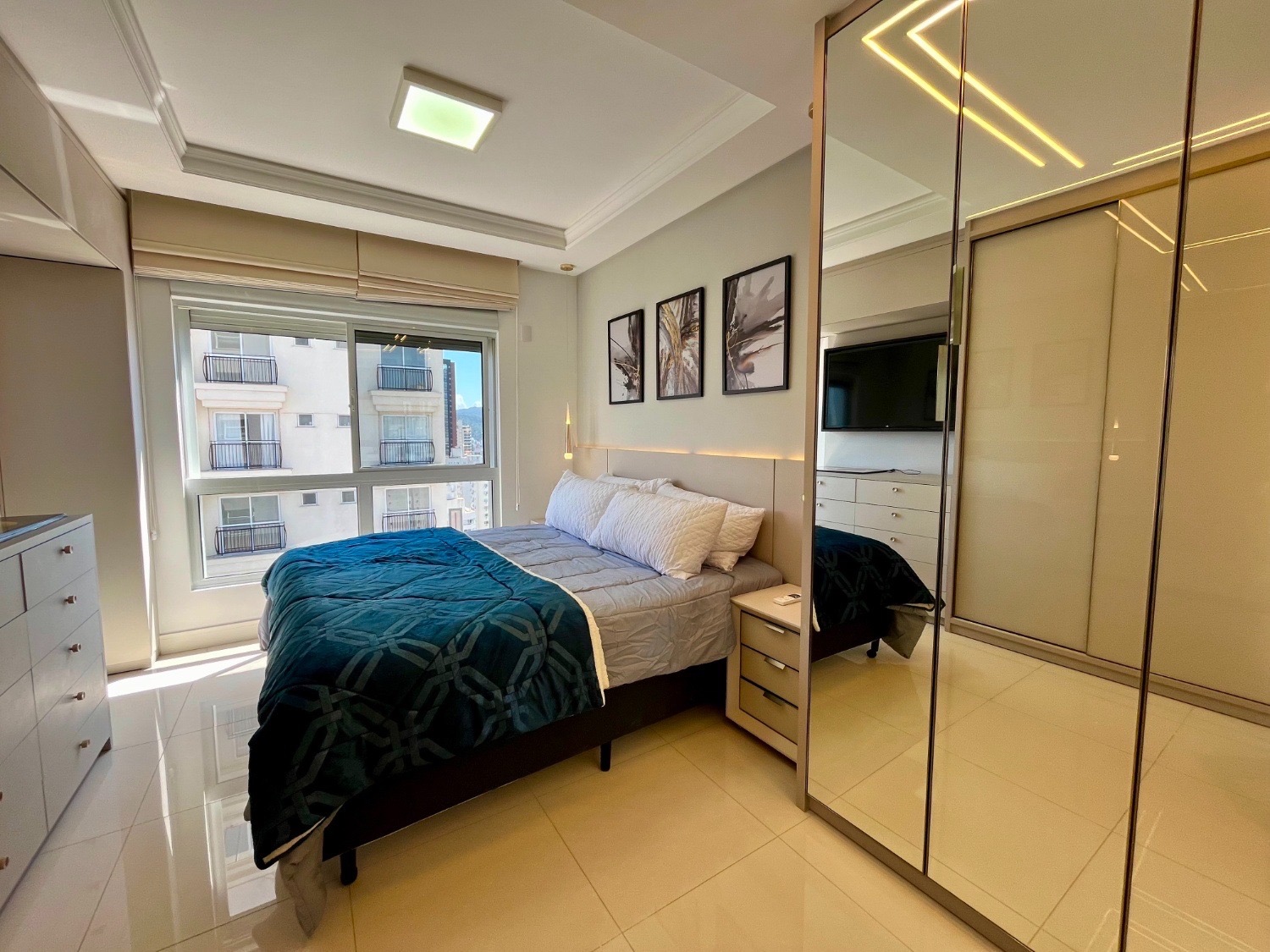 Apartamento no Ed. Royalton Residence em Balneário Camboriú - foto 14
