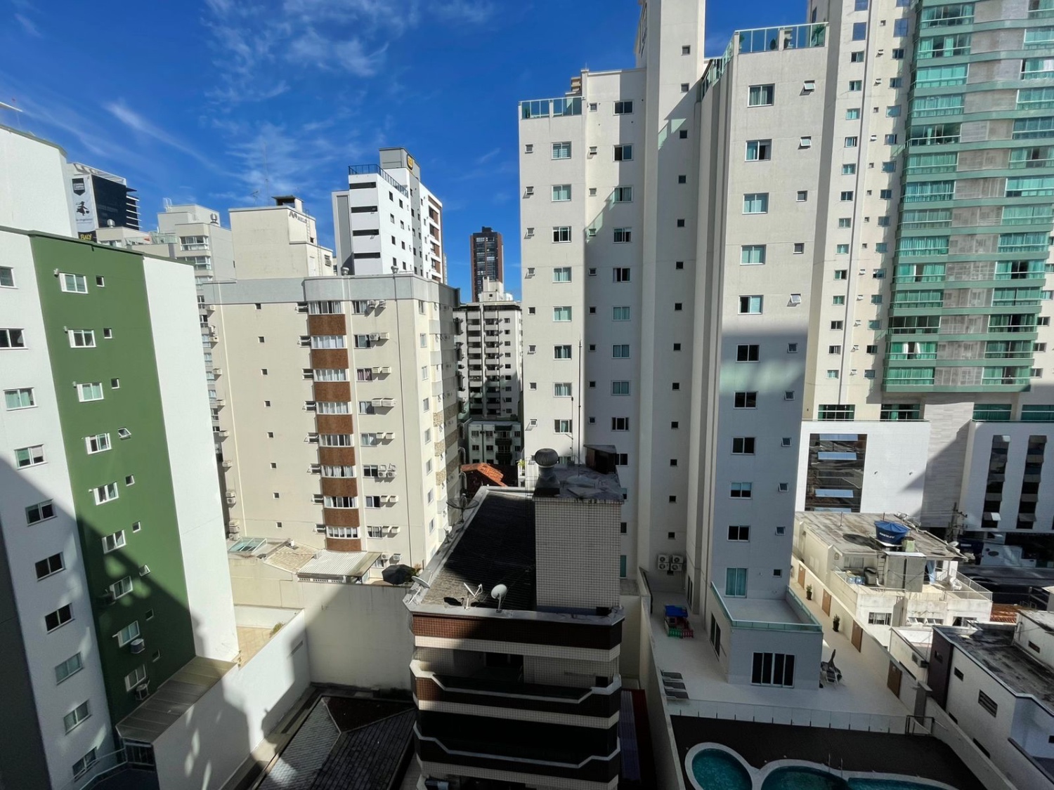 Apartamento no Ed. Marabella em Balneário Camboriú