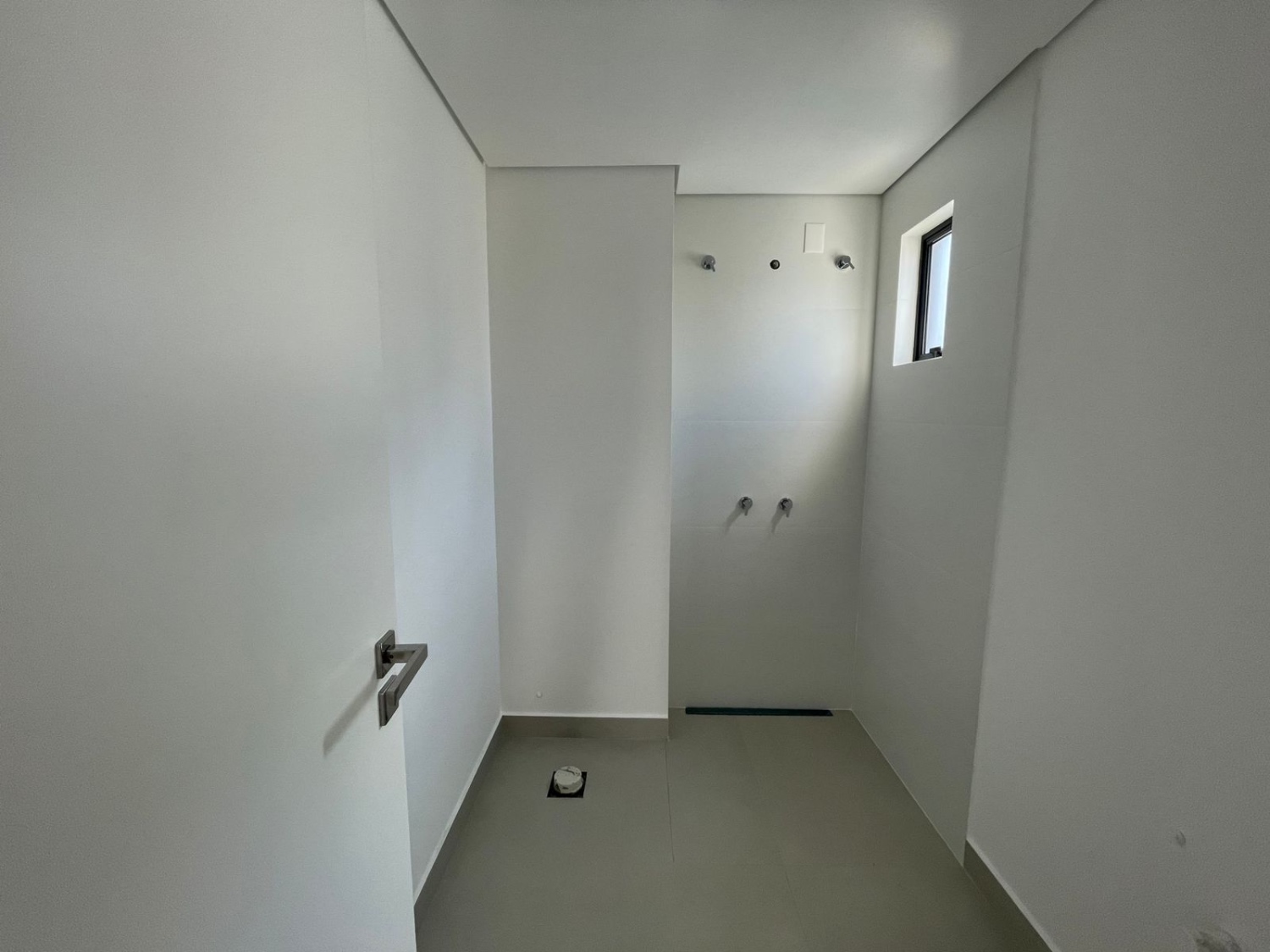 Apartamento no Ed. Marabella em Balneário Camboriú - foto 11