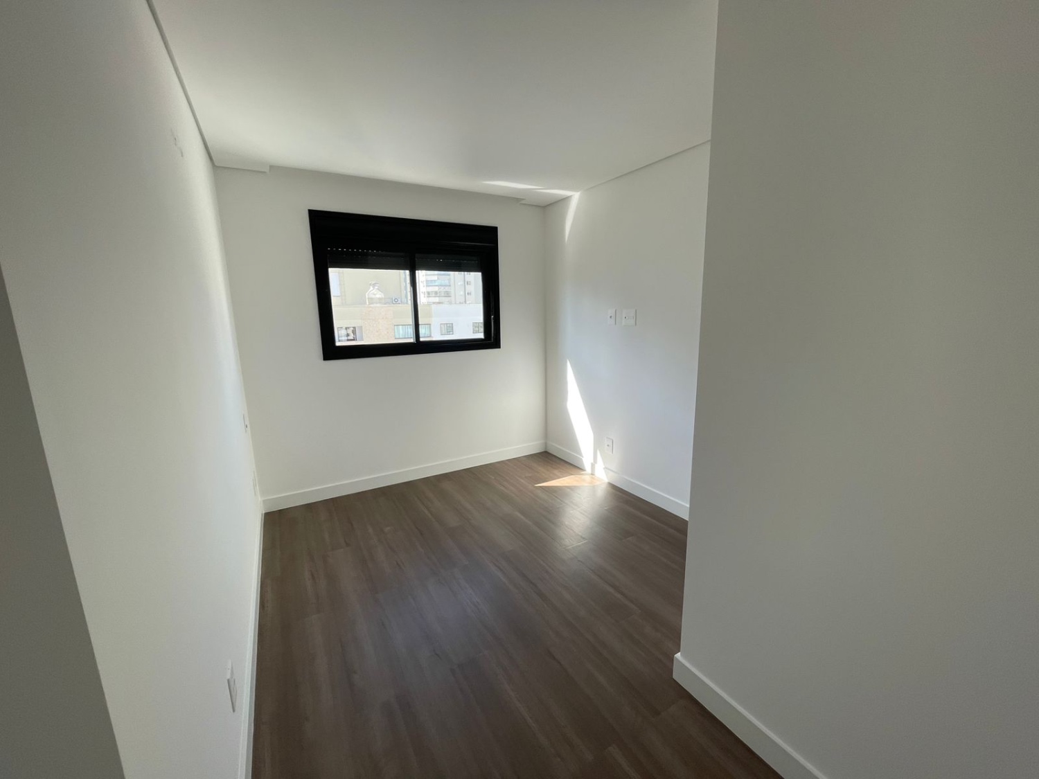 Apartamento no Ed. Marabella em Balneário Camboriú - foto 12