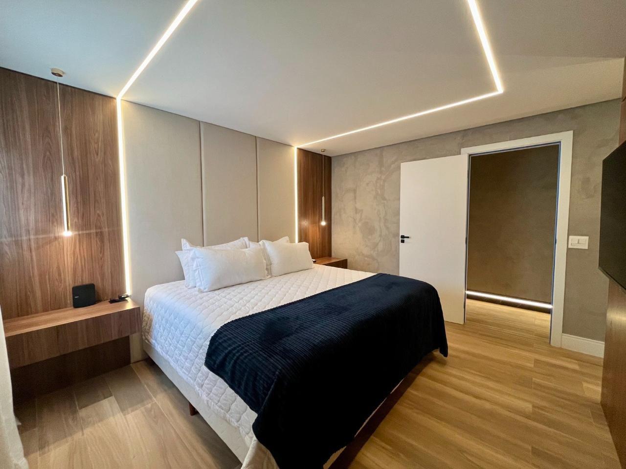 Apartamento no Ed. Adolfo Blase em Balneário Camboriú - foto 7