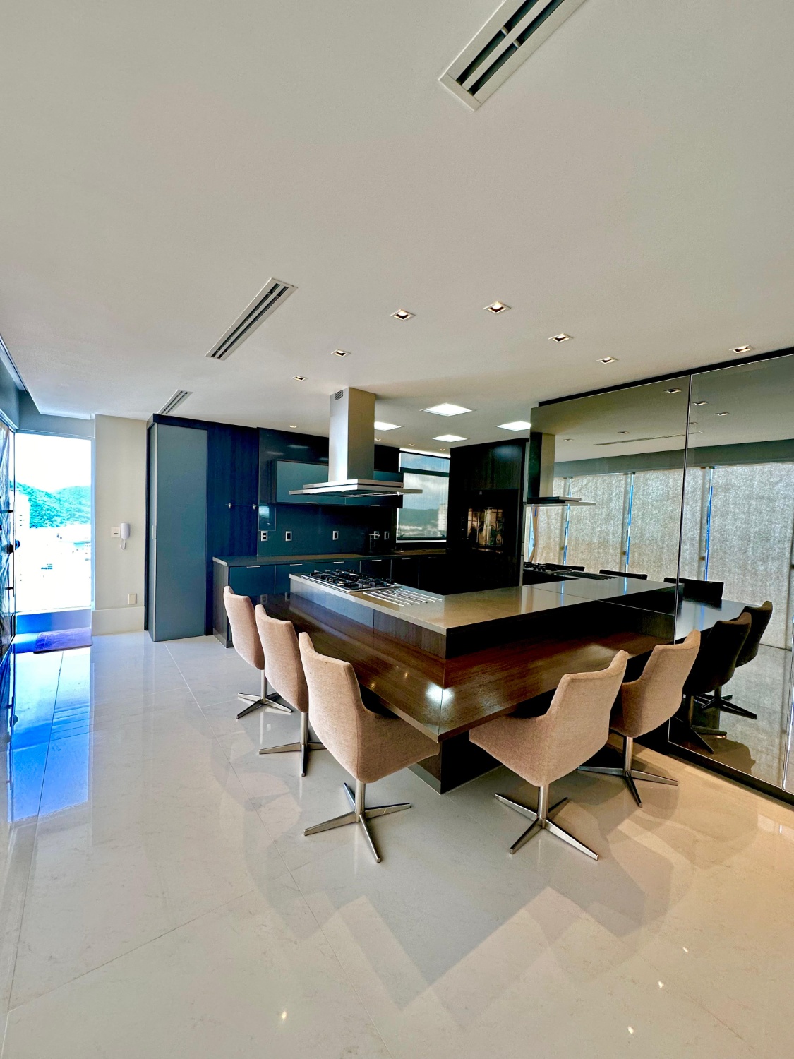 Cobertura duplex no Ed. Villa Di Mare em Balneário Camboriú - foto 6