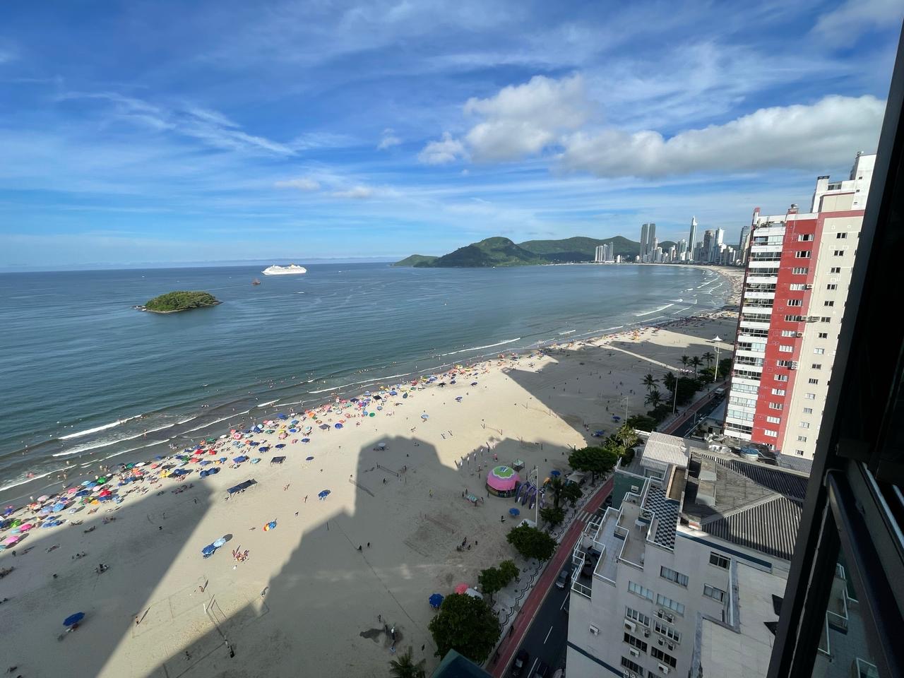 Apartamento no Ed. Austral em Balneário Camboriú