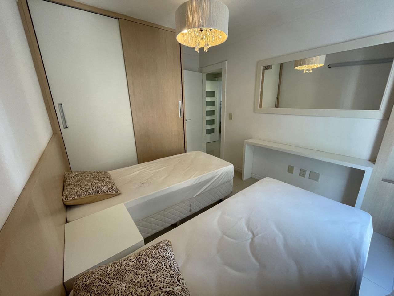 Apartamento no Ed. Austral em Balneário Camboriú - foto 20