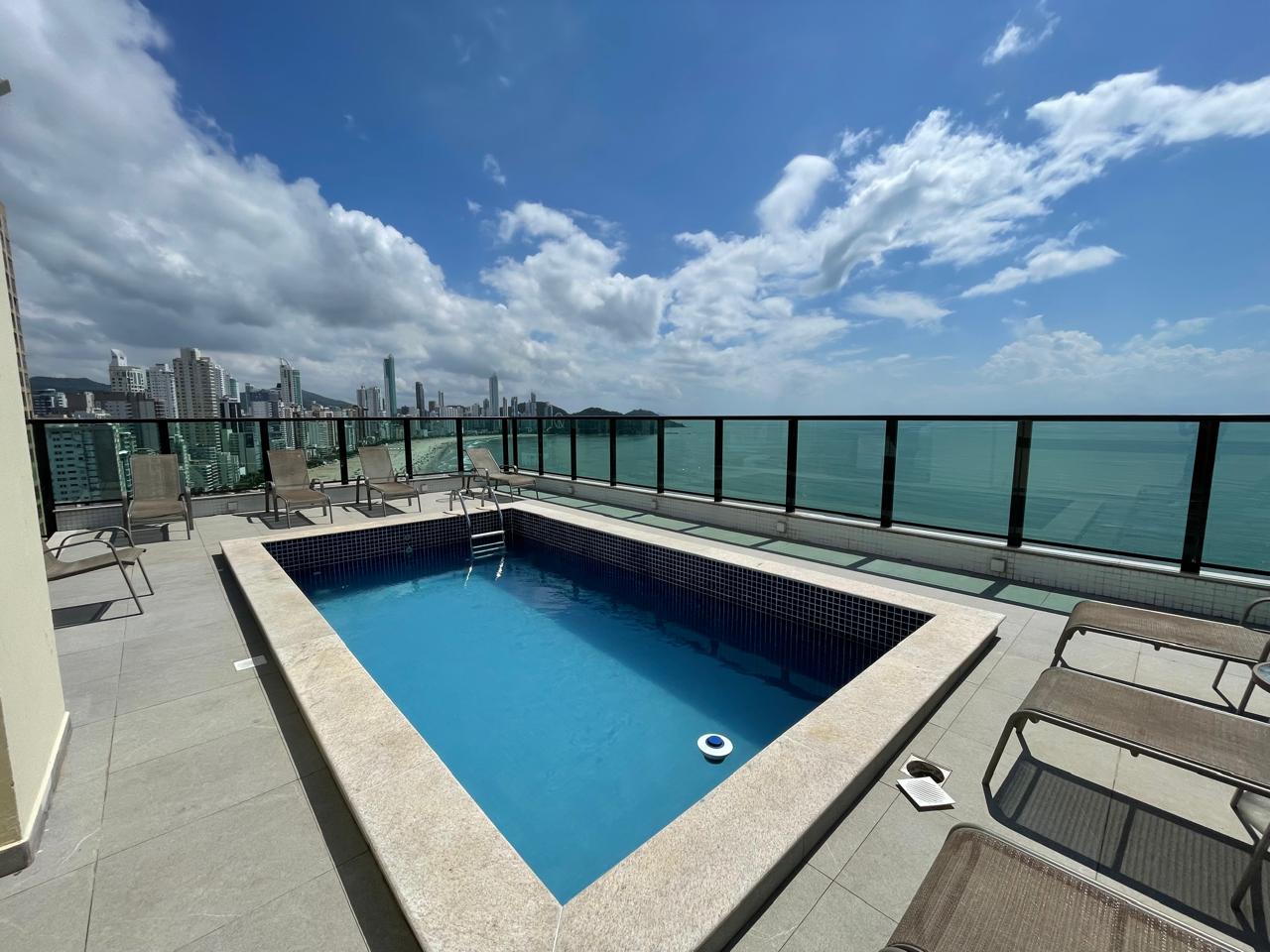 Apartamento no Ed. Austral em Balneário Camboriú - foto 29