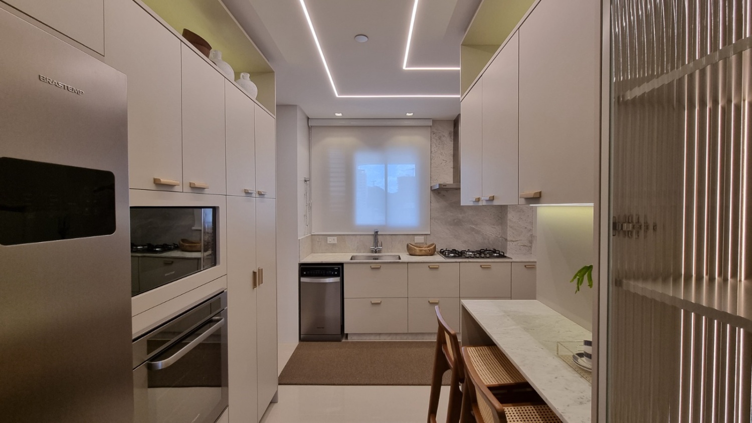 Apartamento no Edifício New York Apartments em Balneário Camboriú - foto 9