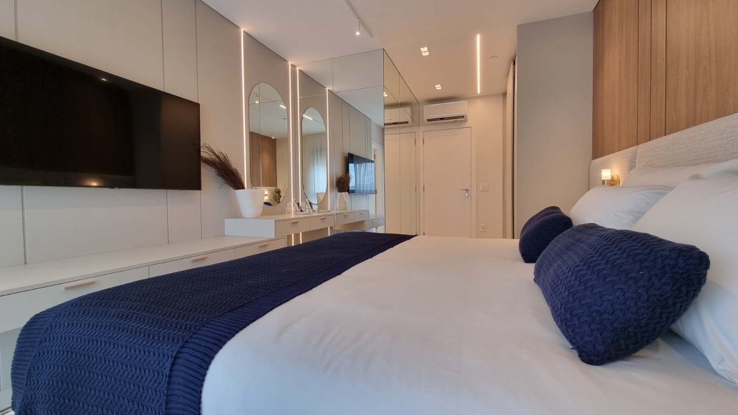 Apartamento no Edifício New York Apartments em Balneário Camboriú - foto 15