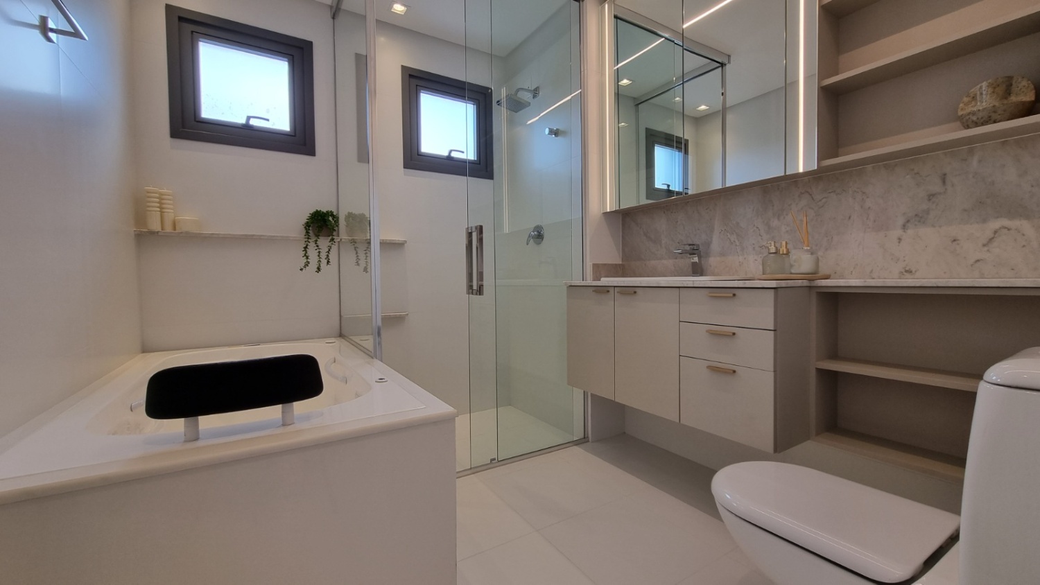 Apartamento no Edifício New York Apartments em Balneário Camboriú - foto 16