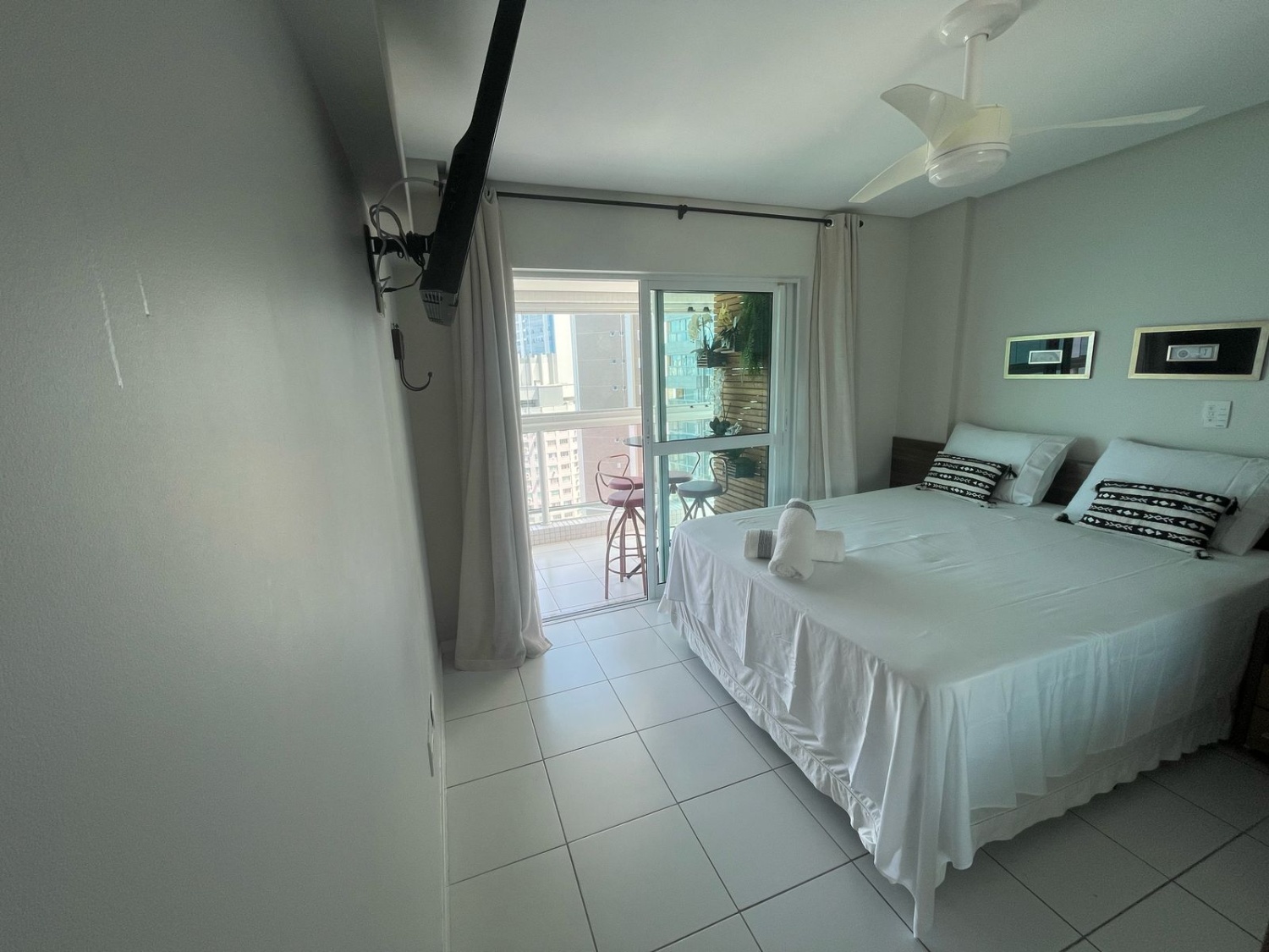 Apartamento no Ed. Terraço da Rainha em Balneário Camboriú - foto 8