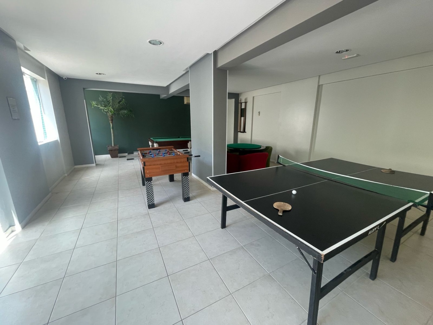 Apartamento no Ed. Terraço da Rainha em Balneário Camboriú - foto 15