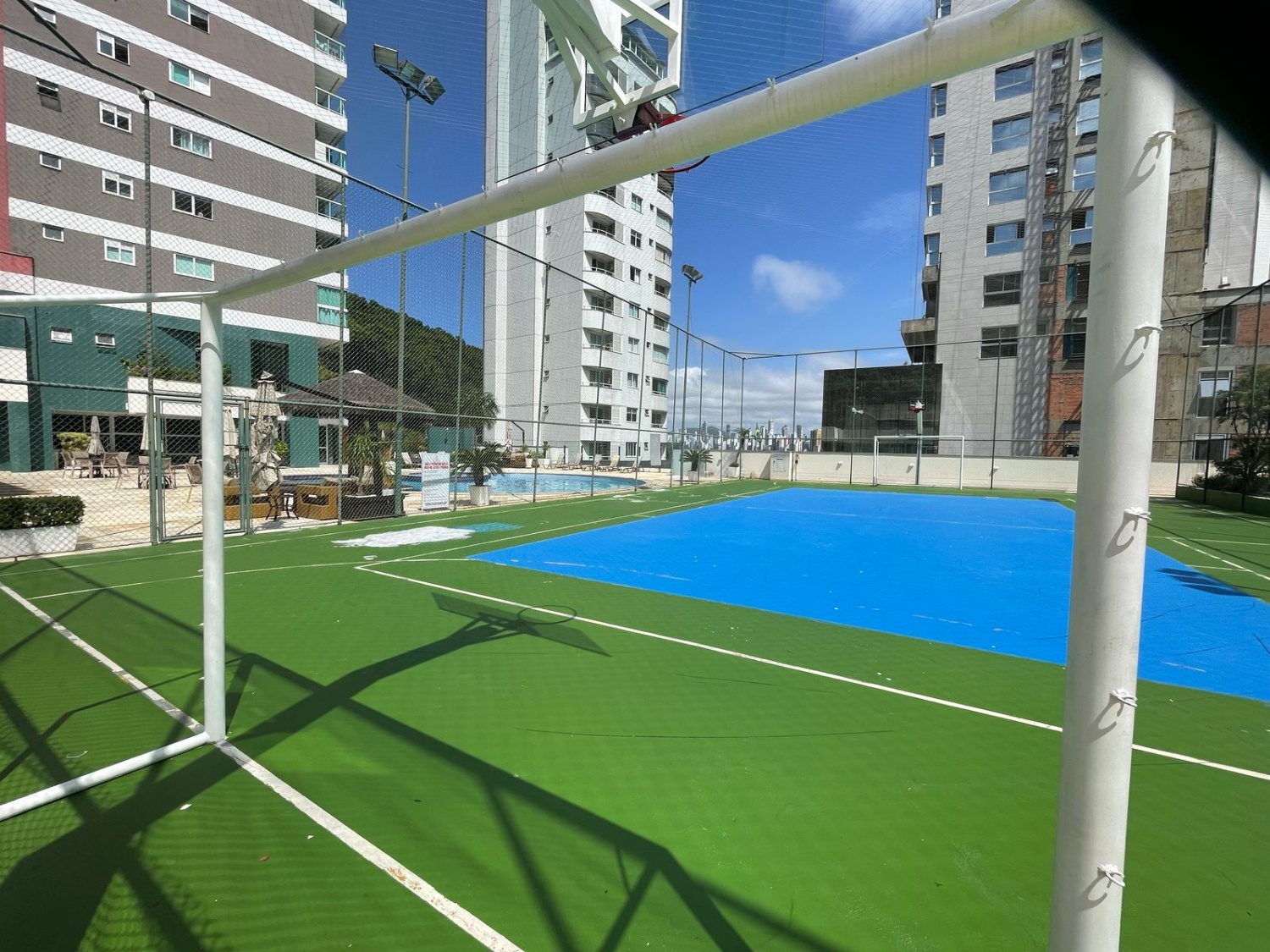 Apartamento no Ed. Terraço da Rainha em Balneário Camboriú - foto 20