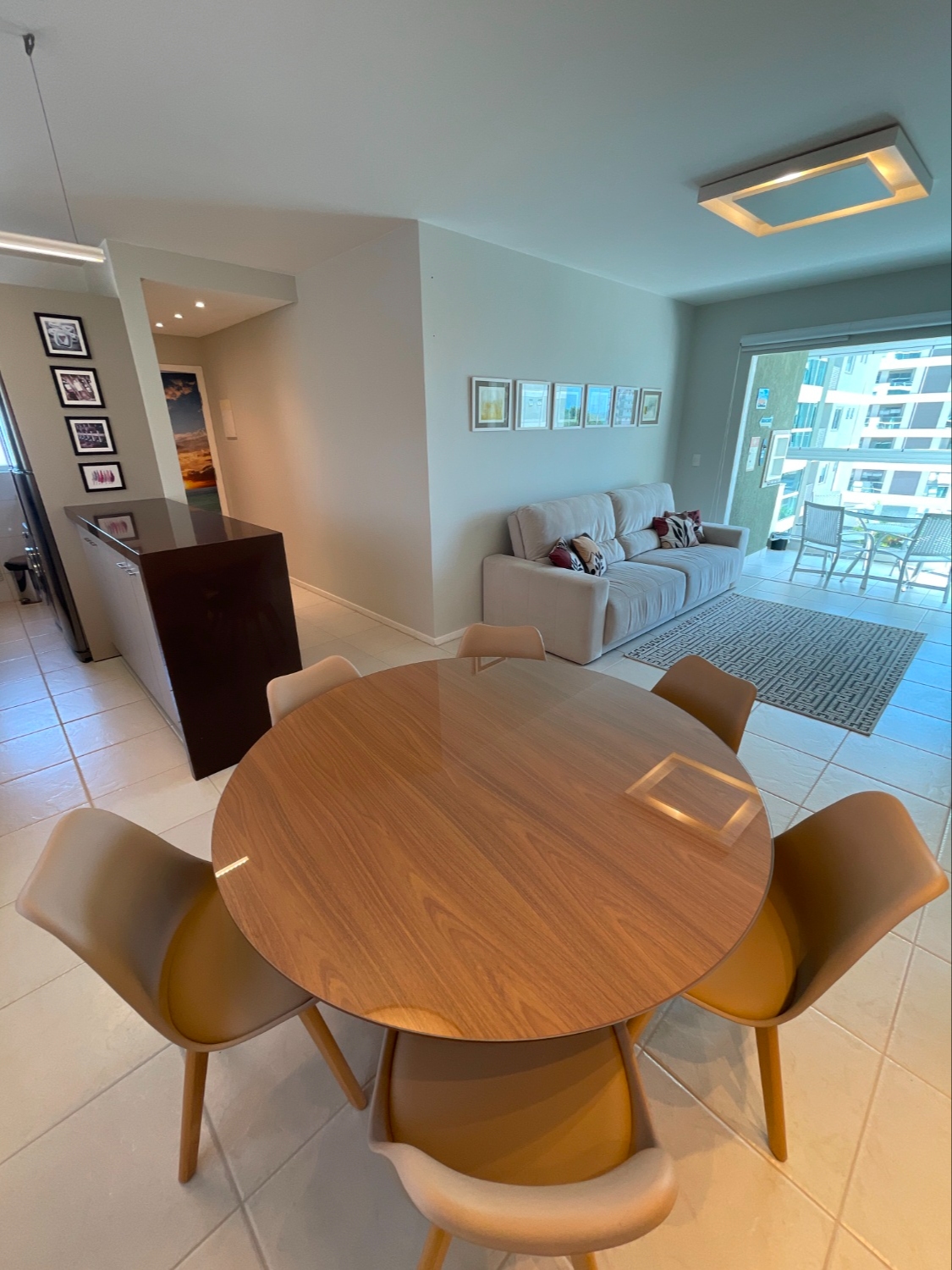 Apartamento no Ed. Aloha Home Resort na Praia Brava em Itajaí