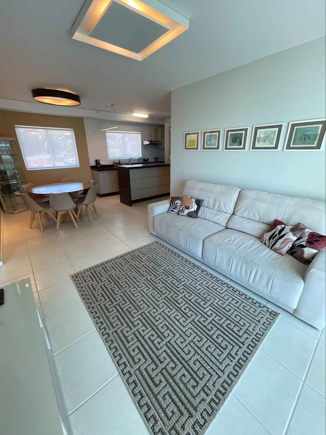 Apartamento no Ed. Aloha Home Resort na Praia Brava em Itajaí