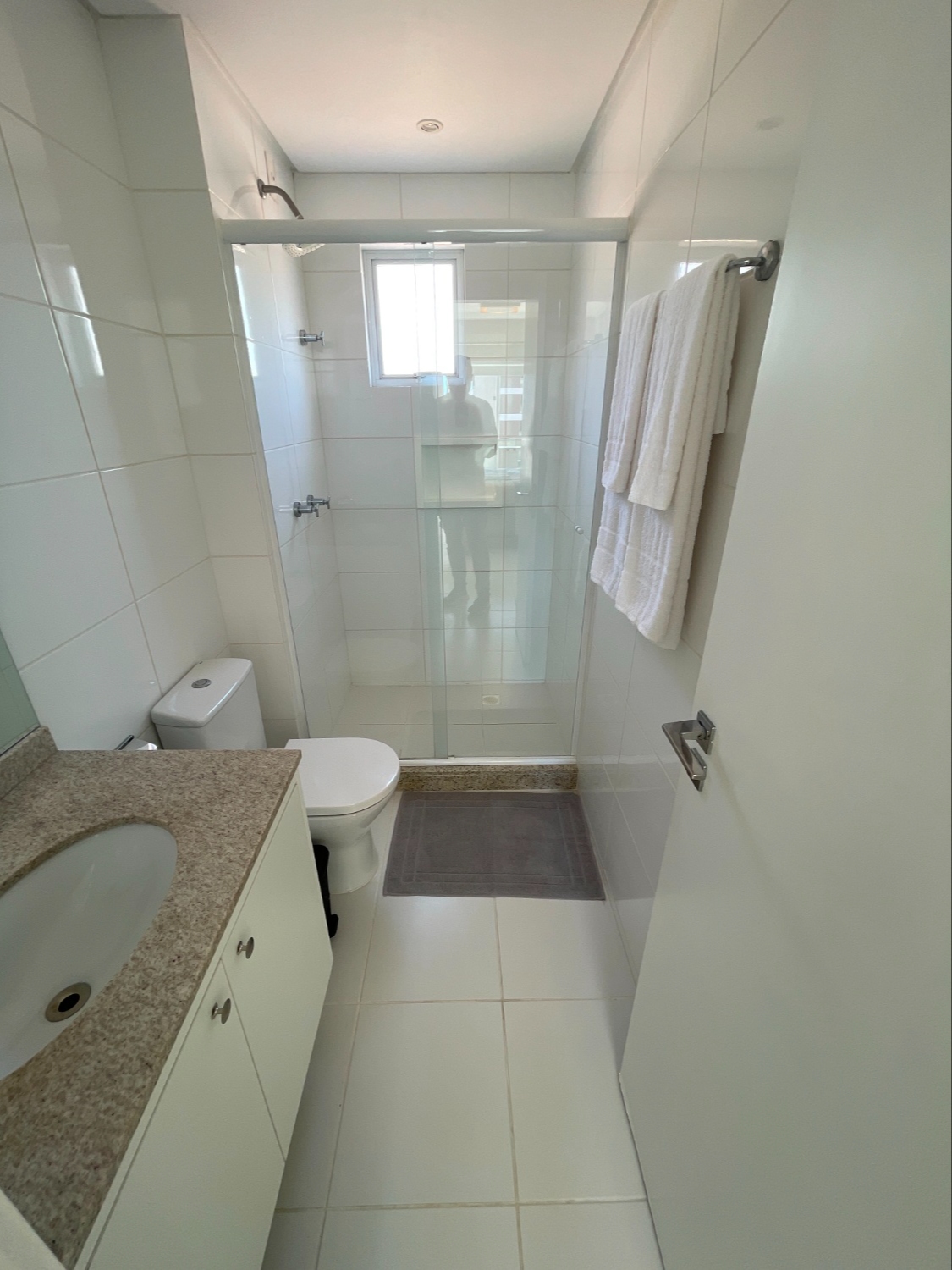 Apartamento no Ed. Aloha Home Resort na Praia Brava - foto 12