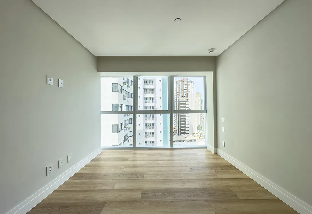 Apartamento no Ed. One Tower em Balneário Camboriú Decorado Frente Mar - foto 7