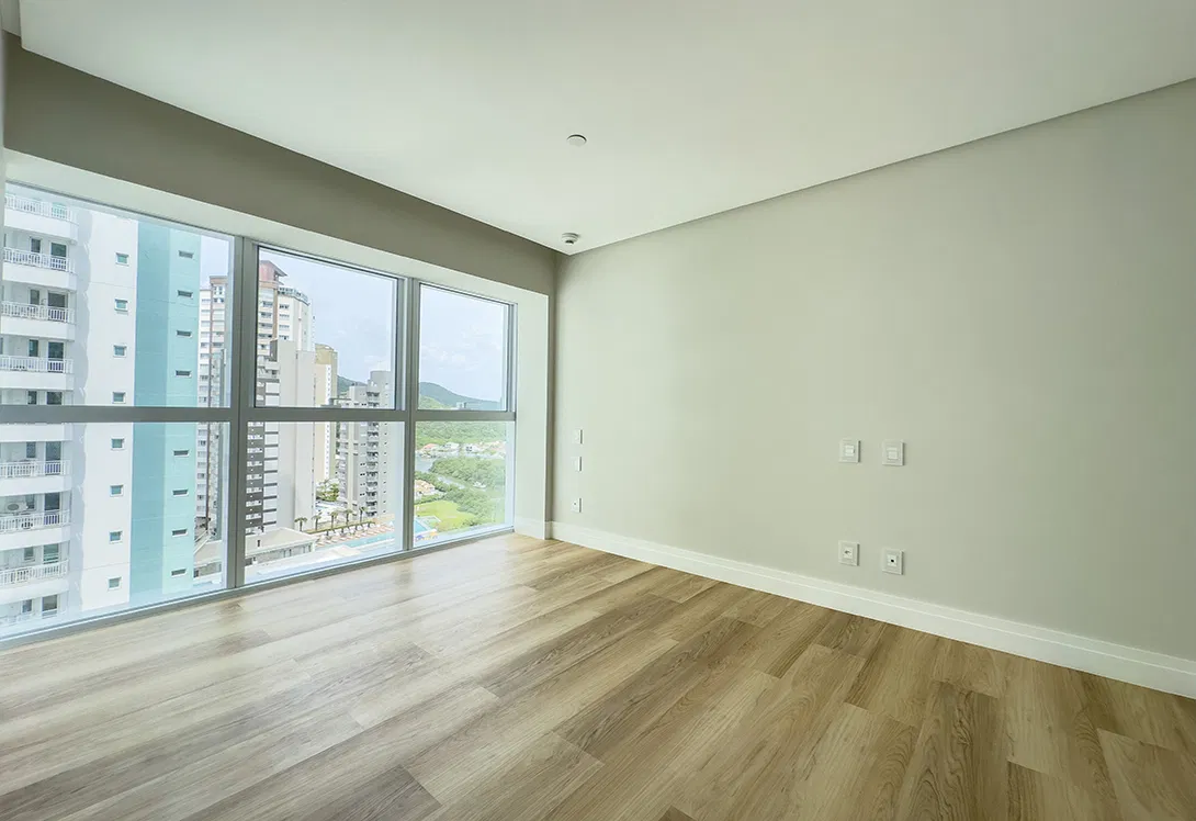 Apartamento no Ed. One Tower em Balneário Camboriú Decorado Frente Mar - foto 9