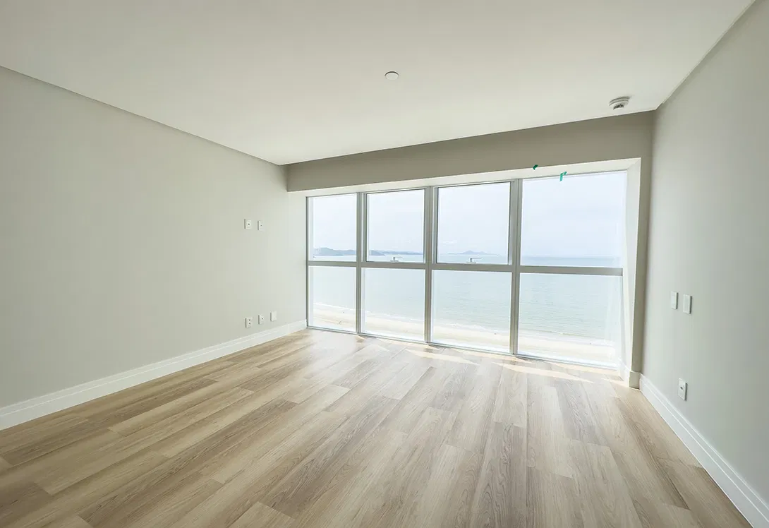 Apartamento no Ed. One Tower em Balneário Camboriú Decorado Frente Mar - foto 14