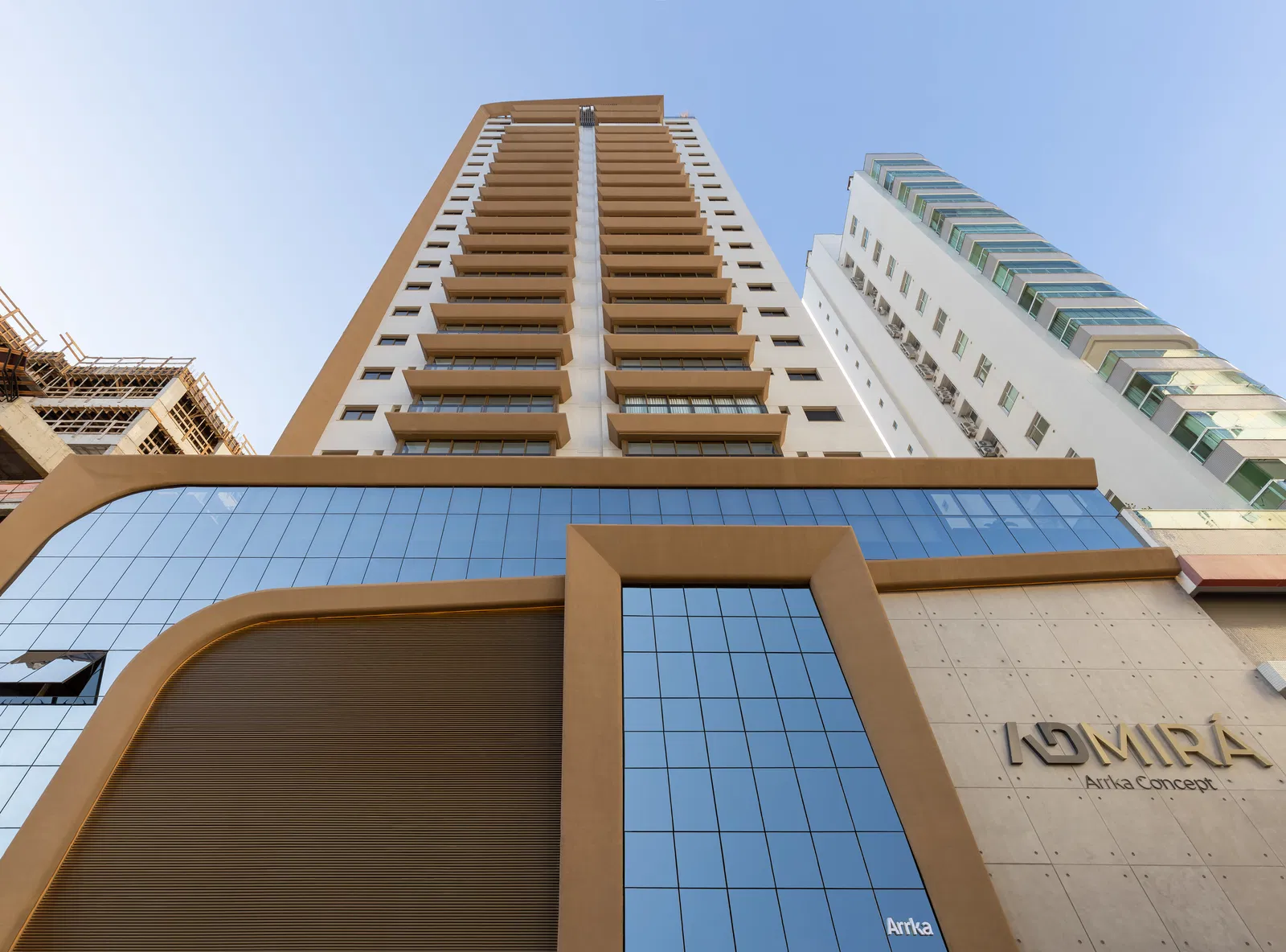 Apartamento no Ed. Admirá Arrka Concept em Balneário Camboriú - foto 24