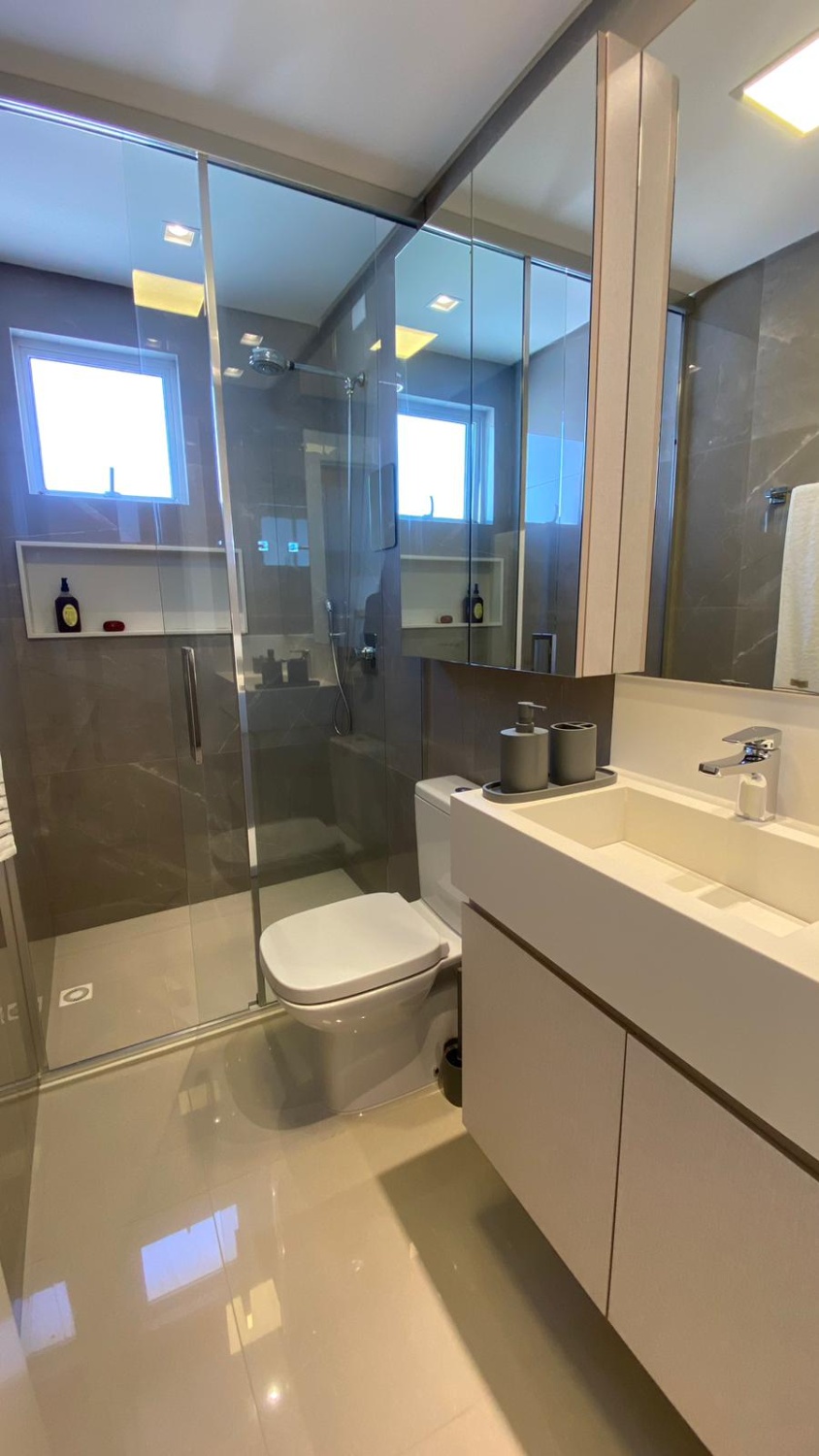 Apartamento no Ed. Ópera Plaza em Balneário Camboriú - foto 19