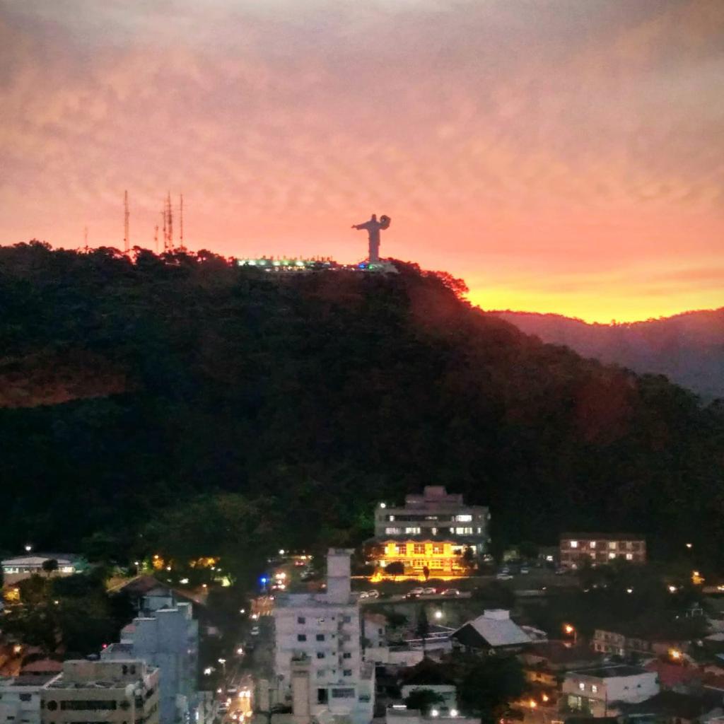 Apartamento no Ed. Ópera Plaza em Balneário Camboriú - foto 21