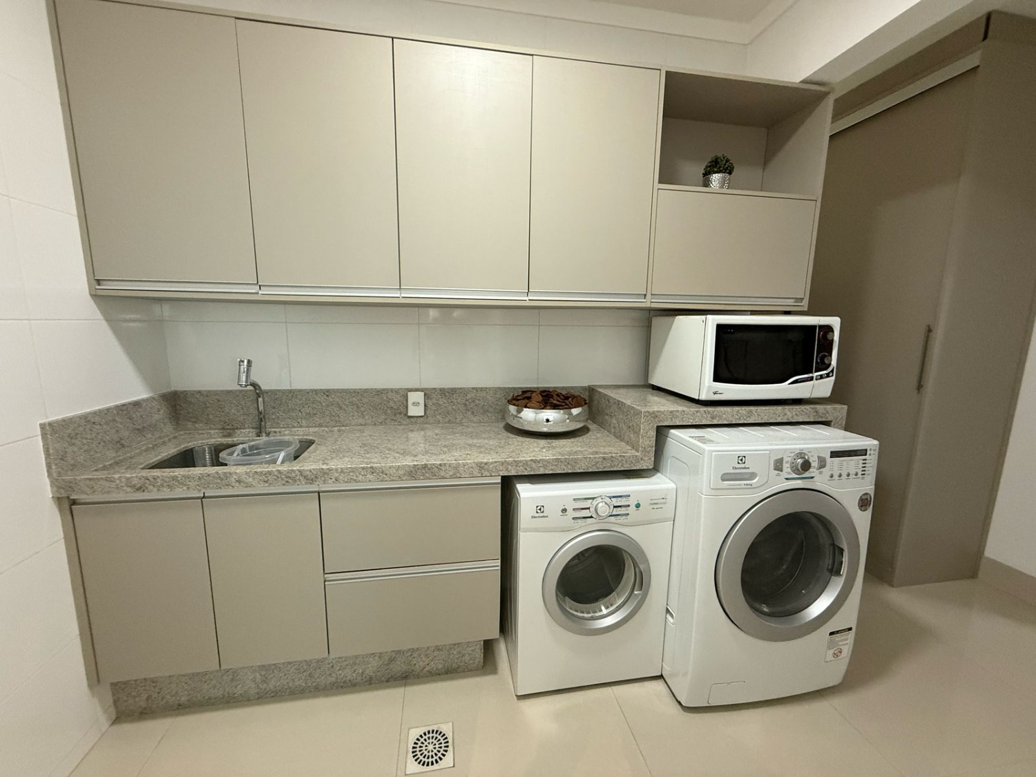 Cobertura Duplex no Edifício Taj Mahal em Itapema - foto 50