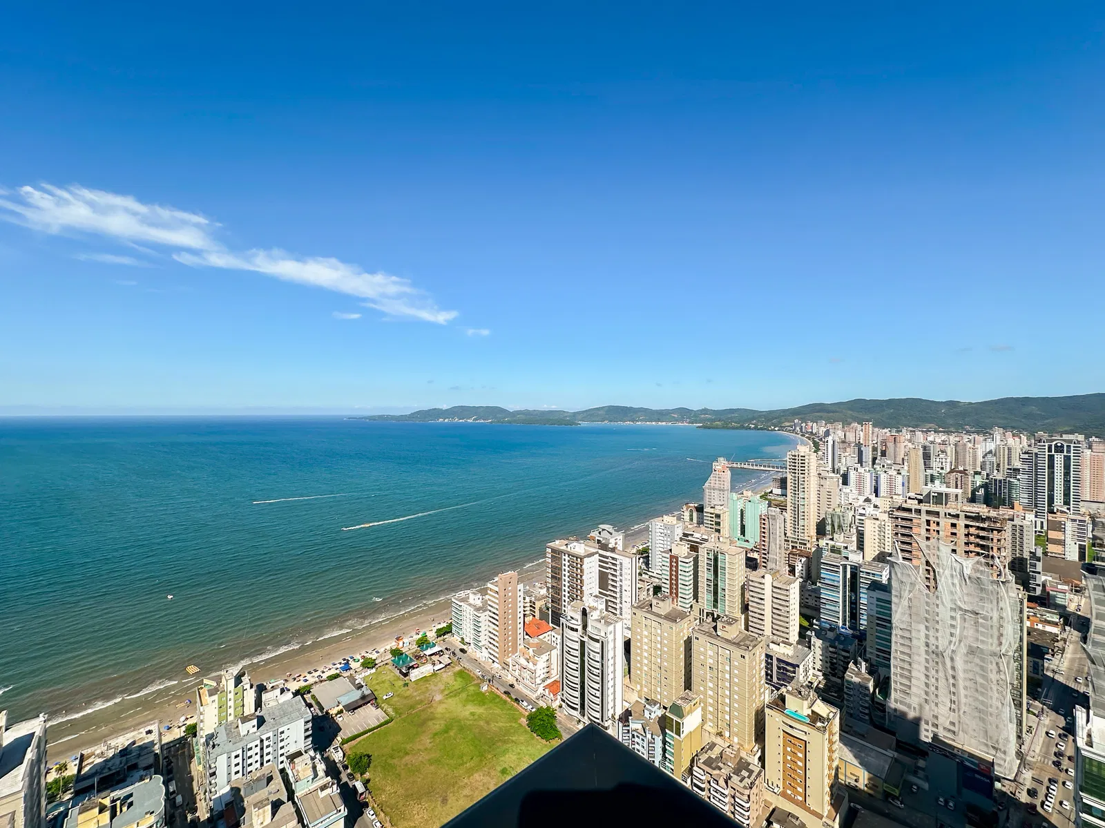 Cobertura Triplex No Edifício Noah em Itapema - foto 6