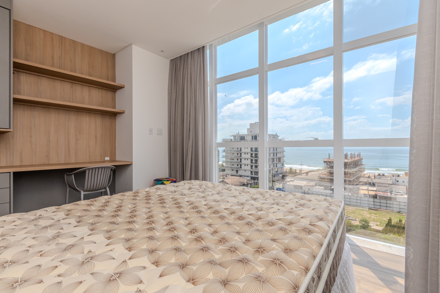 Apartamento no Ed. Brava Arts by Romero Britto na Praia Brava - foto 42