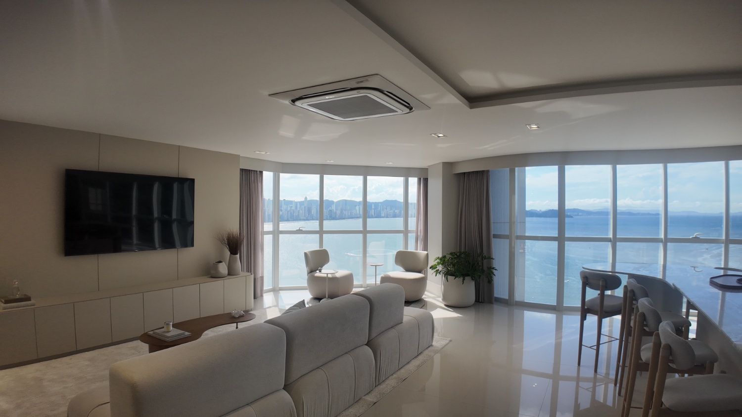 Apartamento no Ed. Ibiza Towers em Balneário Camboriú