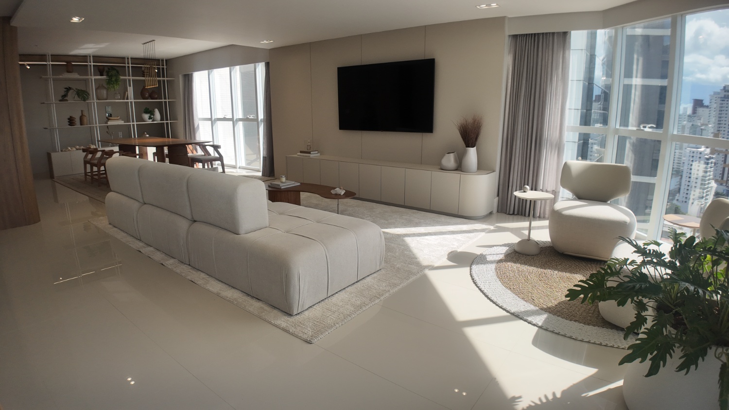 Apartamento no Ed. Ibiza Towers em Balneário Camboriú - foto 4