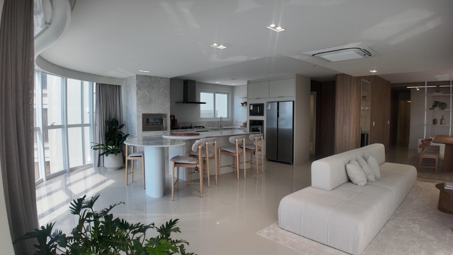 Apartamento no Ed. Ibiza Towers em Balneário Camboriú - foto 6