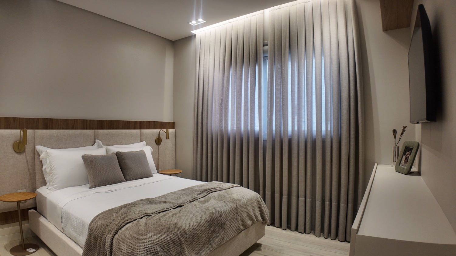 Apartamento no Ed. Ibiza Towers em Balneário Camboriú - foto 18