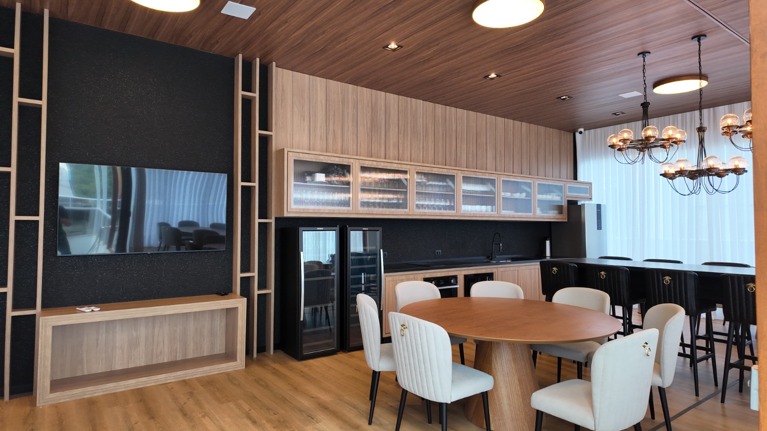 Apartamento no Ed. Ibiza Towers em Balneário Camboriú - foto 31