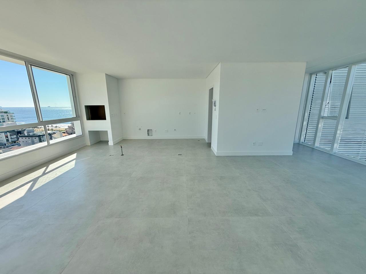 Apartamento no Edifício Riva na Praia Brava - foto 12