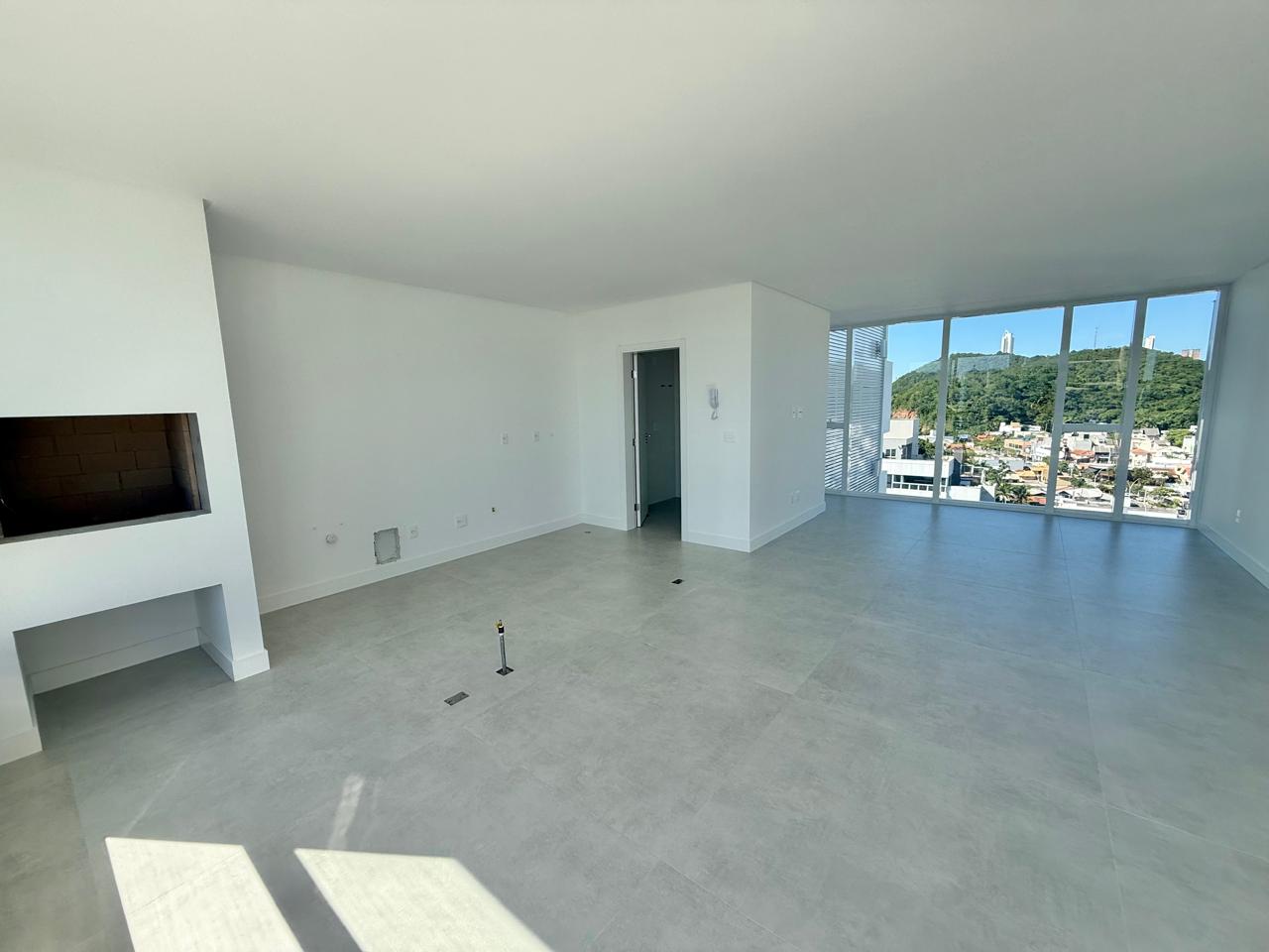 Apartamento no Edifício Riva na Praia Brava - foto 15