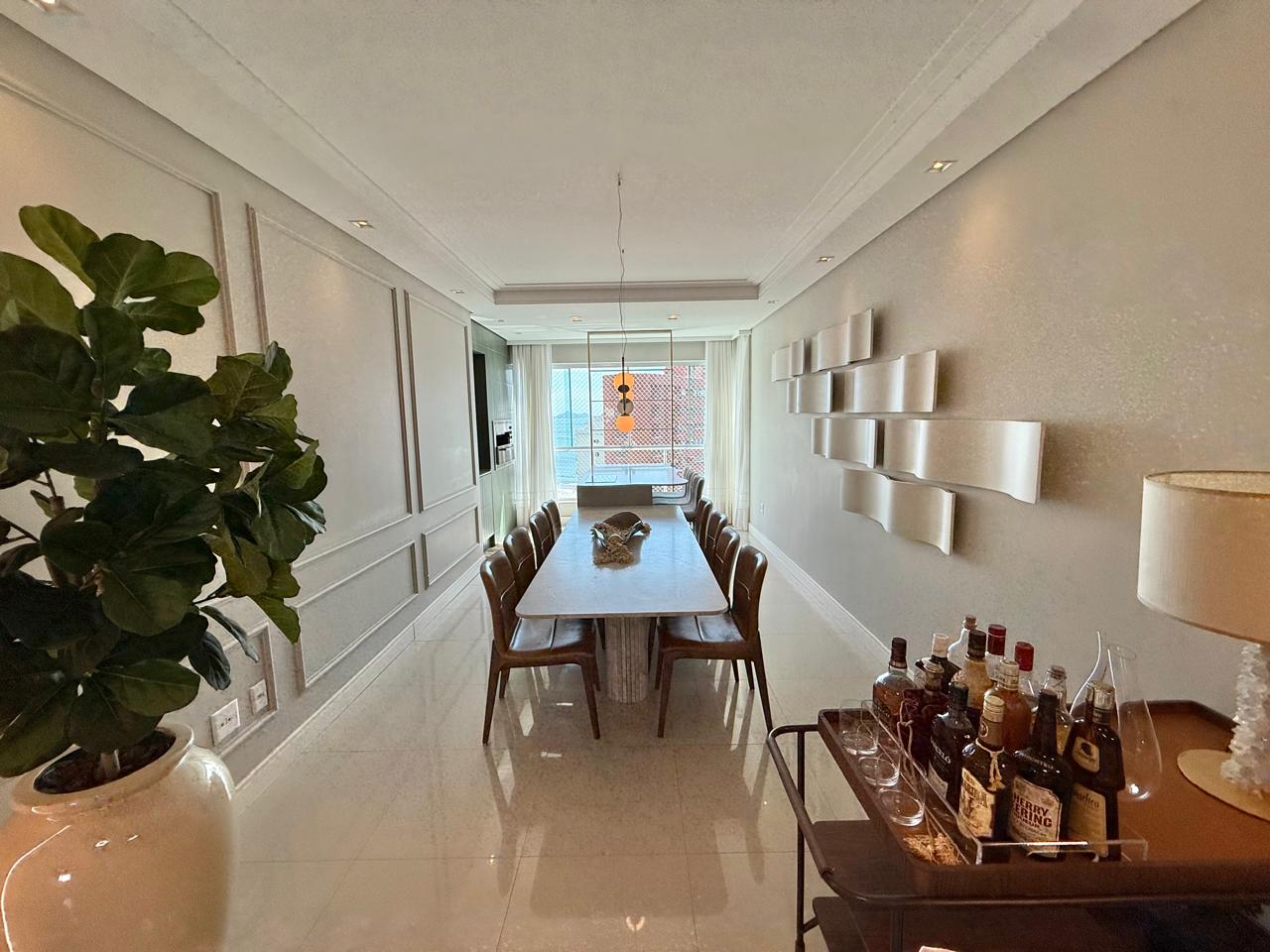 Apartamento no Ed. Villa Serena Home Club em Balneário Camboriú - foto 9