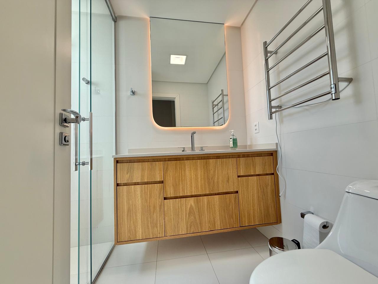 Apartamento no Ed. Villa Serena Home Club em Balneário Camboriú - foto 15
