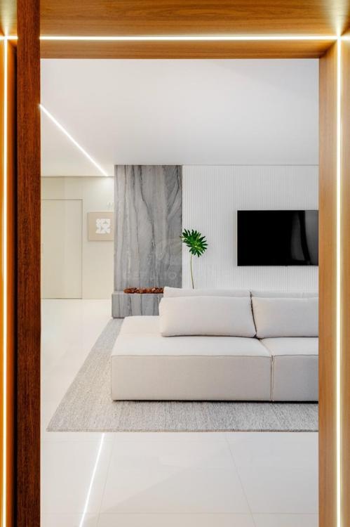 Apartamento no Ed. Yachthouse by Pininfarina na Barra Sul em Balneário Camboriú - foto 8