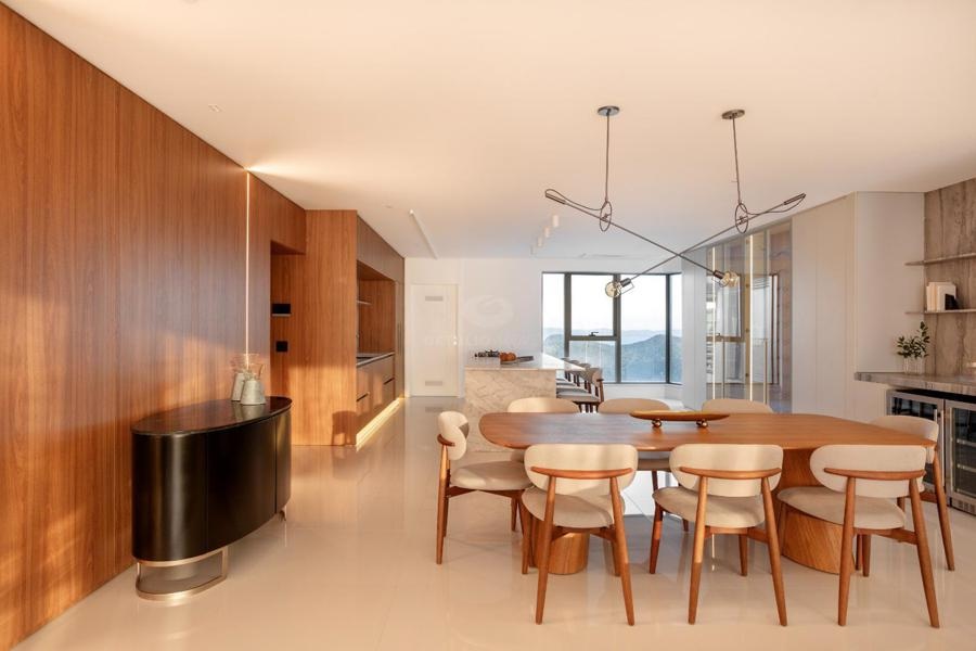 Apartamento no Ed. Yachthouse by Pininfarina na Barra Sul em Balneário Camboriú - foto 12
